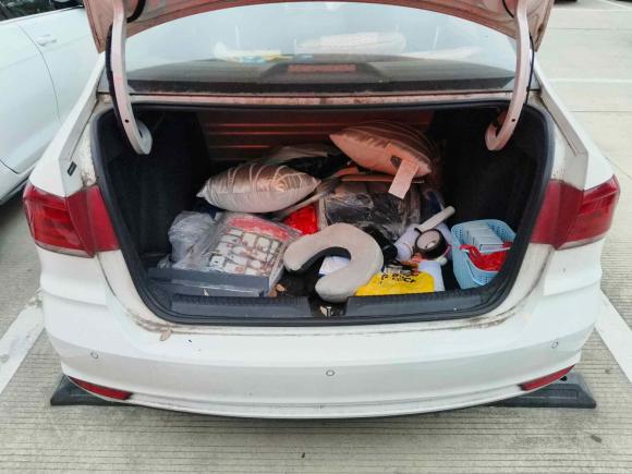 [苏州·苏E] 二手大众桑塔纳2016款 1.6L 手动舒适版