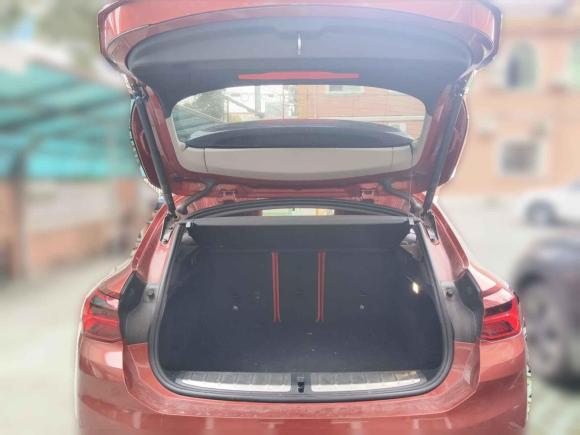 [上海·苏K] 二手宝马宝马X22020款 sDrive20i M越野套装