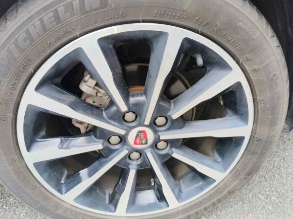 [深圳·粤B] 二手荣威荣威i6新能源2017款 45T 混动互联智尊版