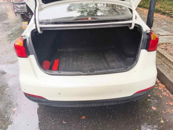 [杭州·黑C] 二手起亚起亚K32013款 1.6L 自动GLS