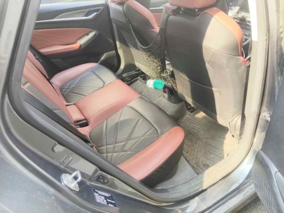 [上海·沪C] 二手长安逸动2023款 畅享版 PLUS 蓝鲸NE 1.4T GDI DCT尊贵版