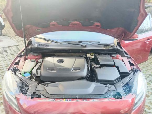 [上海·沪D] 二手沃尔沃沃尔沃V402017款 T3 智逸版