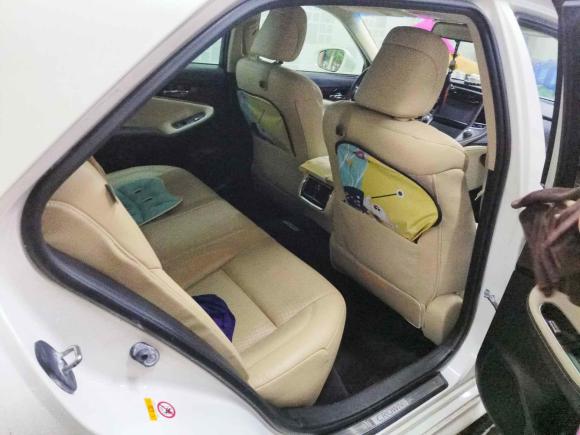 [武汉·鄂A] 二手丰田皇冠2015款 2.5L 智享版