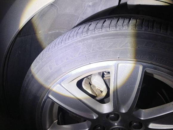 [上海·沪A] 二手别克君越2012款 2.4L SIDI豪华版