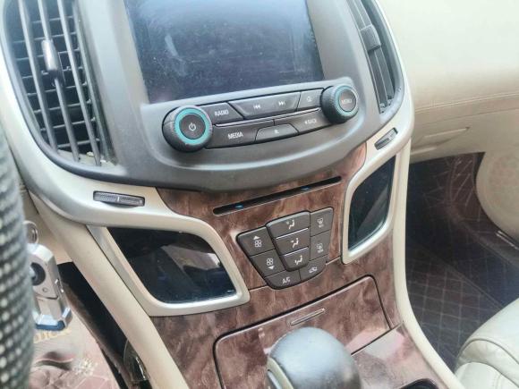 [青岛·鲁B] 二手别克君越2013款 2.4L SIDI领先舒适型