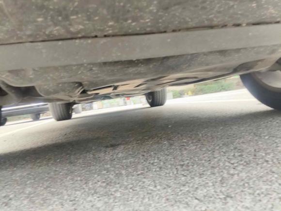 [上海·沪A] 二手大众途锐2011款 3.0TDI 柴油高配型