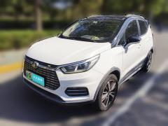 [上海·沪A] 比亚迪元新能源2018款 EV360 智联创酷型