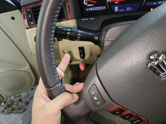 [广州·粤E] 二手丰田皇冠2007款 3.0L Royal Saloon标准