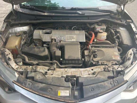 [武汉·鄂A] 二手丰田雷凌2017款 改款双擎 1.8H GS E-CVT精英天窗版 国V