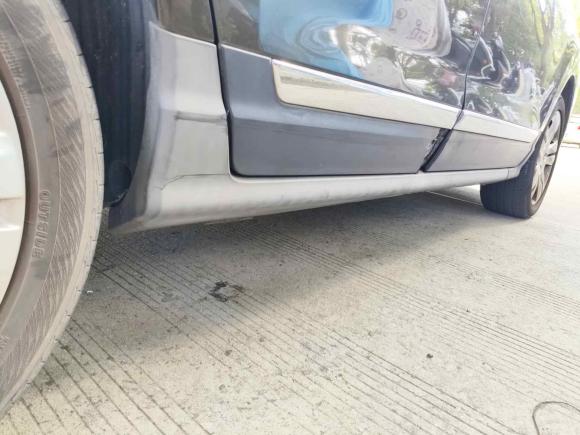 [上海·沪C] 二手标致标致30082013款 2.0L 自动潮流版