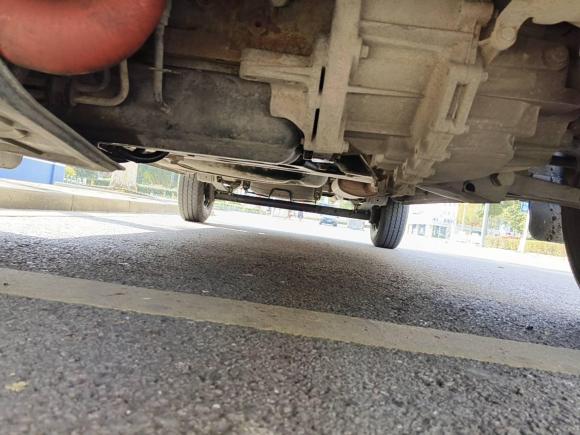 [宁波·浙B] 二手上汽大通MAXUS新途V802019款 2.5T经典款AMT傲运通短轴中顶5/6座