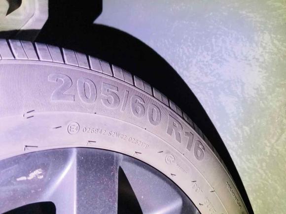 [深圳·粤B] 二手比亚迪元新能源2019款 EV360 智联领尚型