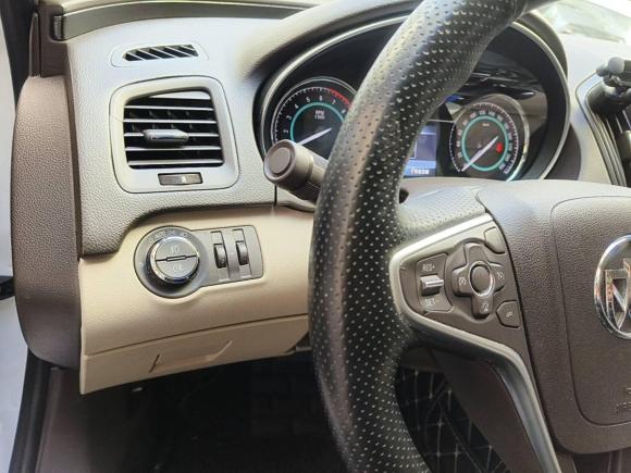 [深圳·粤S] 二手别克君威2015款 2.0L 精英时尚型