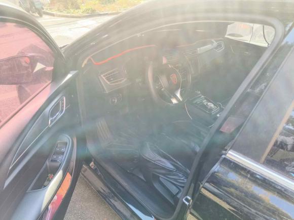 [上海·沪A] 二手荣威荣威Ei52018款 互联网豪华版