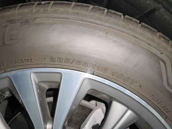 [上海·沪E] 二手别克昂科威Plus2022款 昂科威Plus 652T 五座豪华型