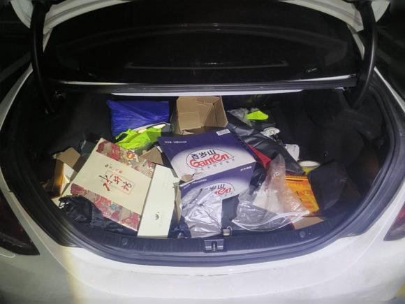 [武汉·鄂A] 二手奔驰奔驰C级2018款 C 200 L 运动版 成就特别版