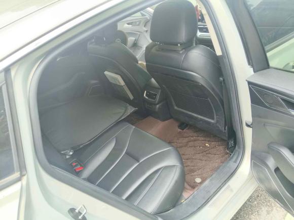 [苏州·豫A] 二手红旗红旗H52022款 经典款 改款 1.8T 自动智联旗享版