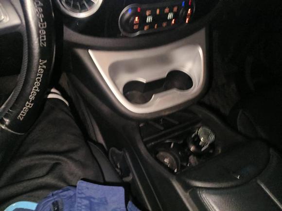 [上海·沪J] 二手奔驰威霆2021款 2.0T 精英版 9座