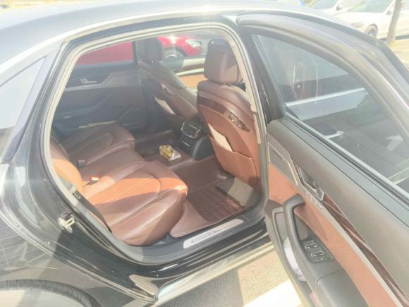 [上海·沪A] 二手奥迪奥迪A82014款 A8L 45 TFSI quattro舒适型