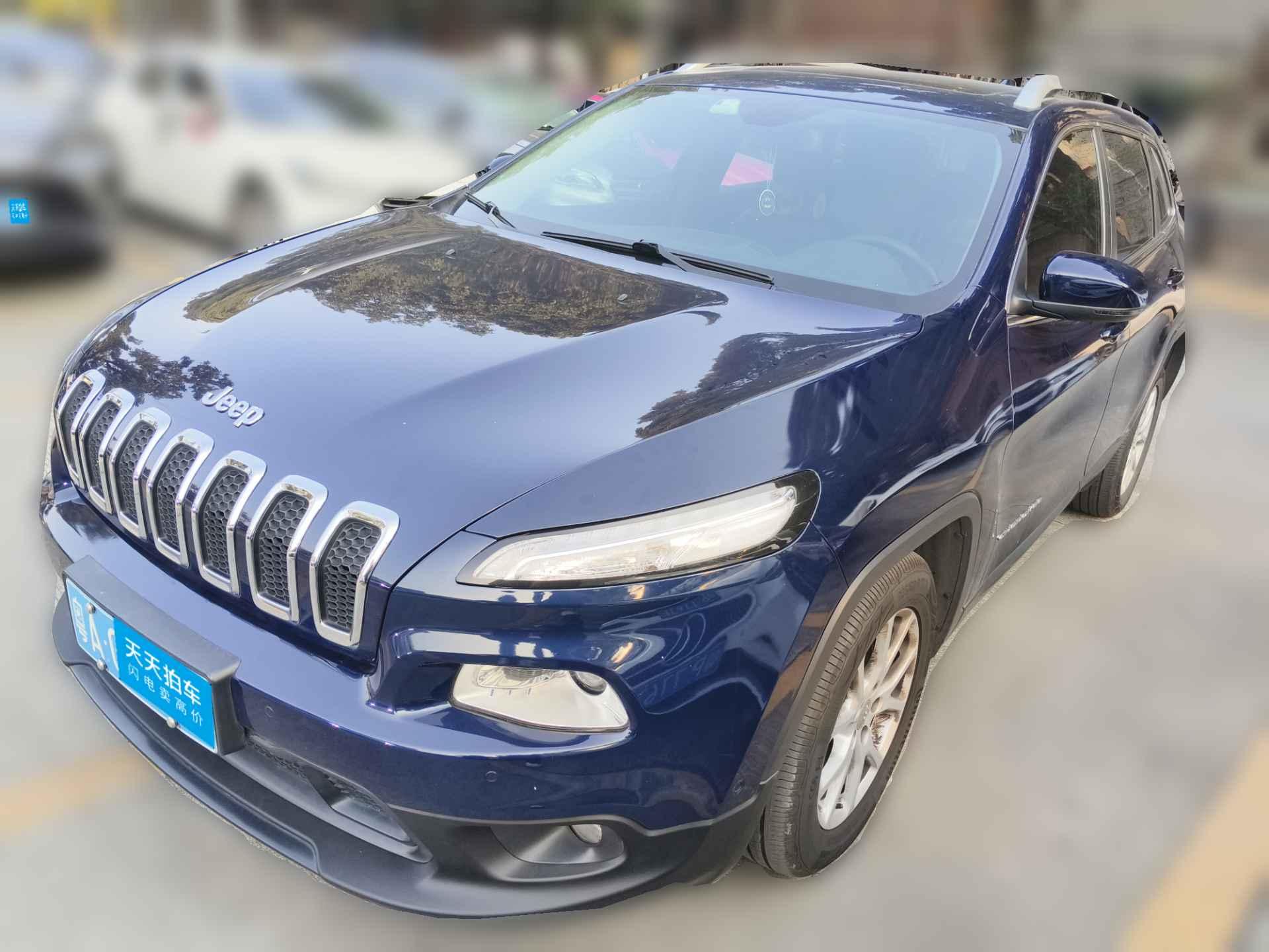 [广州·粤A] Jeep自由光2016款 2.4L 领先版