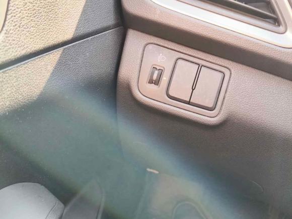 [上海·皖N] 二手现代悦纳2016款 1.4L 自动炫酷版GLS