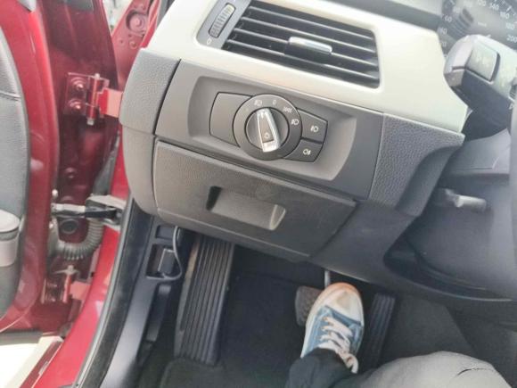 [深圳·粤B] 二手宝马宝马3系2011款 320i敞篷轿跑版