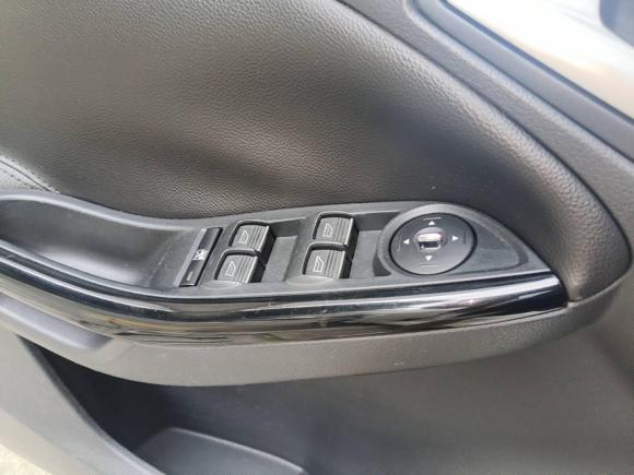 [广州·粤A] 二手福特福克斯2012款 两厢 2.0L 自动豪华运动型