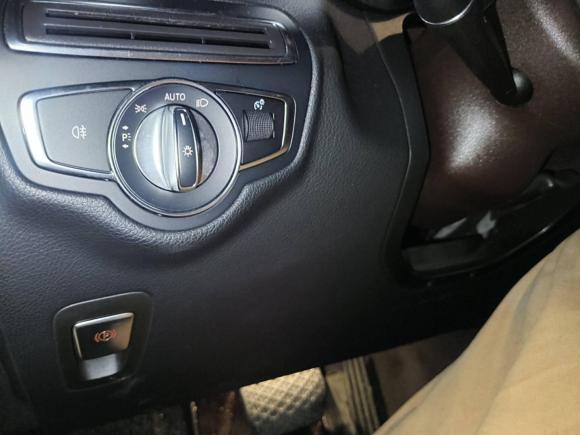 [深圳·粤B] 二手奔驰奔驰GLC2018款 GLC 260 4MATIC 动感型