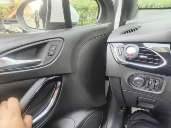 [上海·苏U] 二手别克威朗2016款 两厢GS 20T 双离合豪情运动型