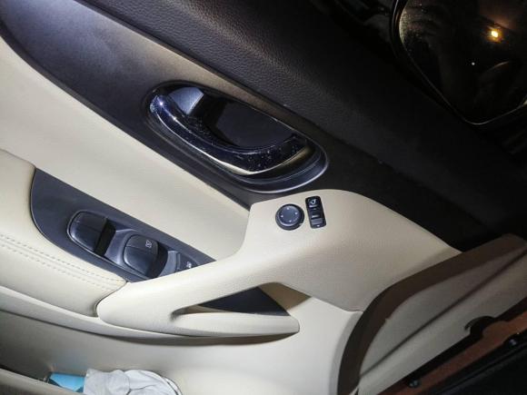 [深圳·粤B] 二手日产奇骏2014款 2.0L CVT舒适版 2WD