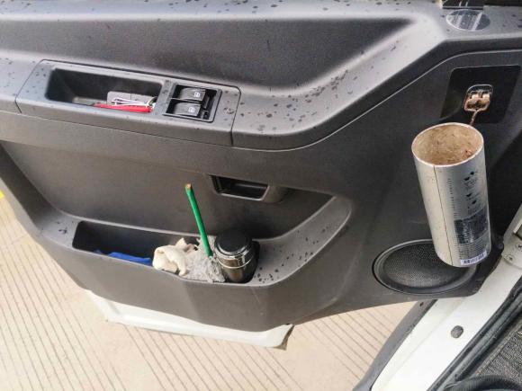 [嘉兴·豫V] 二手依维柯依维柯得意2022款 2.5T A37 M1客车 5-9座长轴中顶双胎手动门