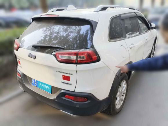 [合肥·皖A] 二手Jeep自由光2016款 2.4L 专业版