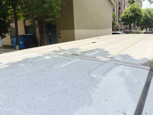 [苏州·苏E] 二手上汽大通MAXUS大通EV302022款 纯电智能物流专家长轴国轩