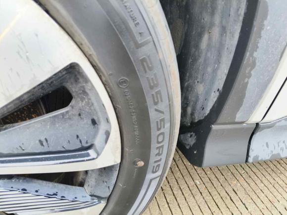 [南通·苏F] 二手比亚迪宋PLUS新能源2025款 DM-i 112KM 尊贵型