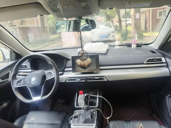 [苏州·苏U] 二手比亚迪秦2019款 1.5L 自动豪华型