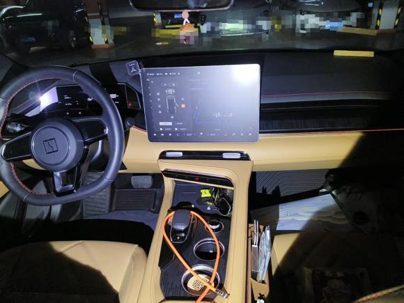 [上海·沪A] 二手极氪极氪0012021款 超长续航双电机 YOU版