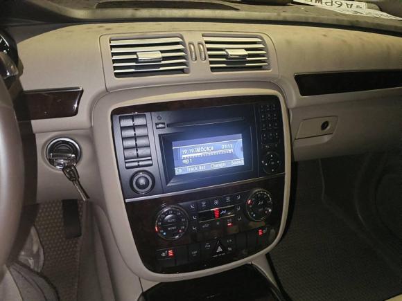 [广州·粤A] 二手奔驰奔驰R级2010款 R 300 L 商务型