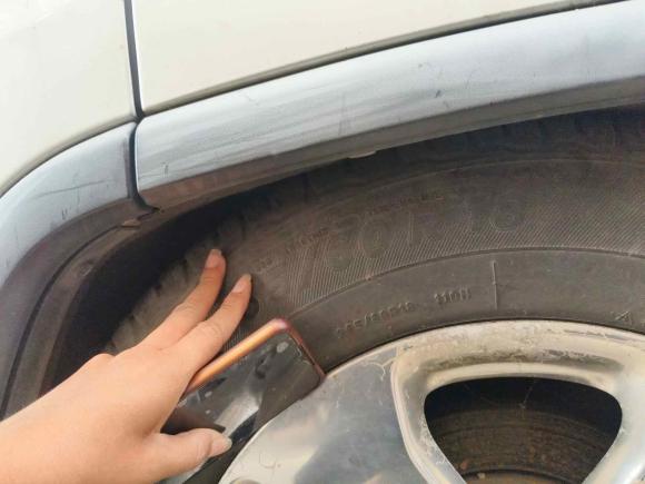 [深圳·粤B] 二手Jeep大切诺基2011款 3.6L 豪华导航版