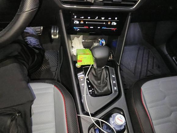 [上海·沪E] 二手大众途观L2023款 330TSI 自动两驱R-Line旗舰版