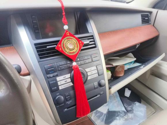 [青岛·鲁B] 二手日产天籁2004款 350JM-VIP