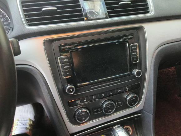 [青岛·鲁B] 二手大众帕萨特2014款 1.8TSI DSG御尊版
