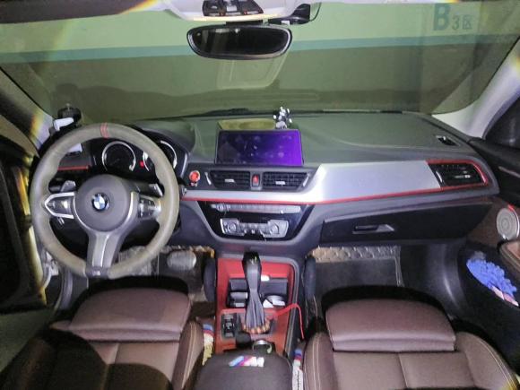 [上海·沪B] 二手宝马宝马1系2019款 120i M运动套装