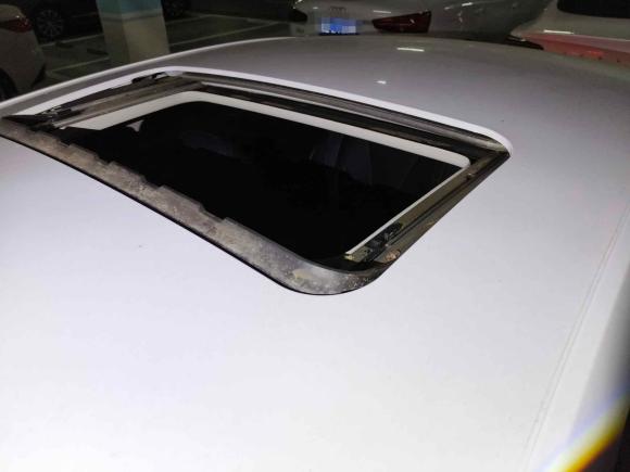 [南京·苏A] 二手荣威荣威i52020款 1.5L 自动4G互联领豪版