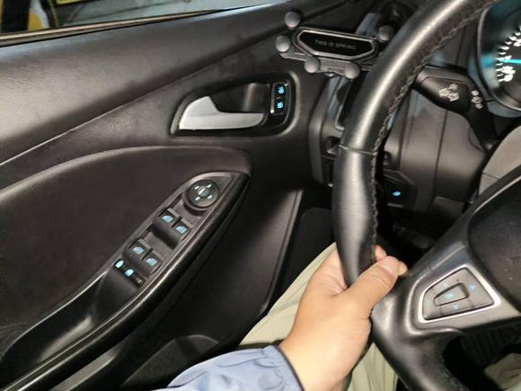 [杭州·浙A] 二手福特福克斯2015款 三厢 1.6L 手动风尚型