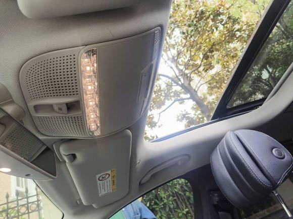 [上海·沪D] 二手奔驰奔驰E级2018款 改款 E 300 L 运动豪华型