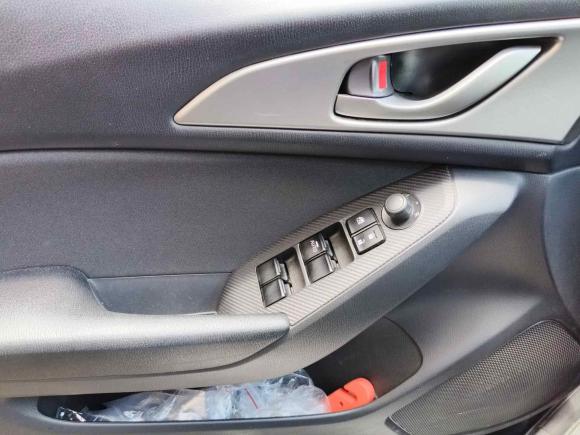 [上海·豫A] 二手马自达马自达3 昂克赛拉2017款 三厢 1.5L 自动舒适型 国V