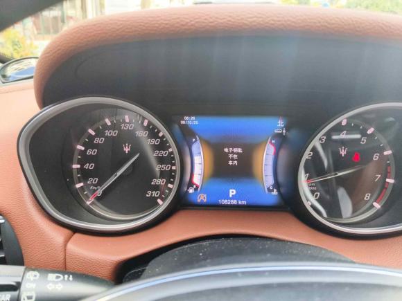 [上海·鲁W] 二手玛莎拉蒂Levante2016款 3.0T 标准型