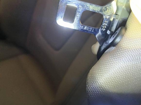 [深圳·粤B] 二手奔驰奔驰V级2021款 V 260 尊贵版