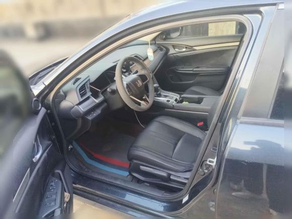 [武汉·鄂A] 二手本田思域2016款 220TURBO CVT豪华版