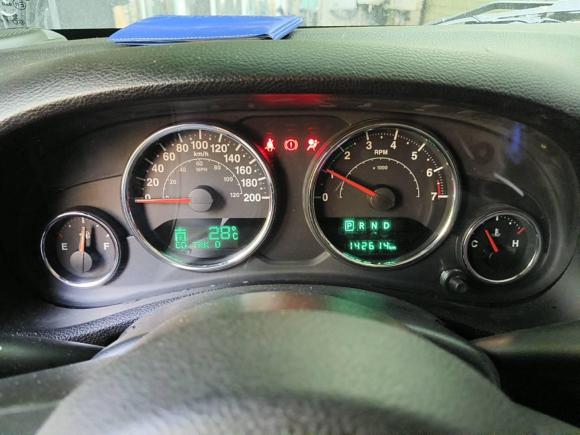 [上海·沪B] 二手Jeep牧马人2014款 3.0L Sahara 四门版